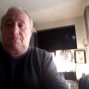 Meet your Posher, Mikhail